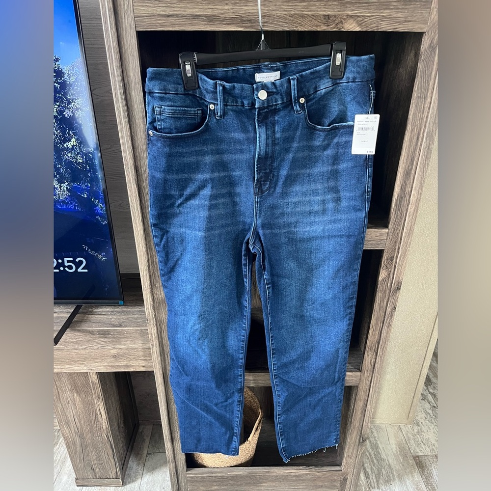 Good American Always Fits Good Classic Slim Straight Jeans size 14-18 plus size